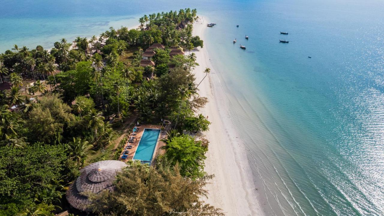Pawapi Beach Resort Ko Mook Buitenkant foto