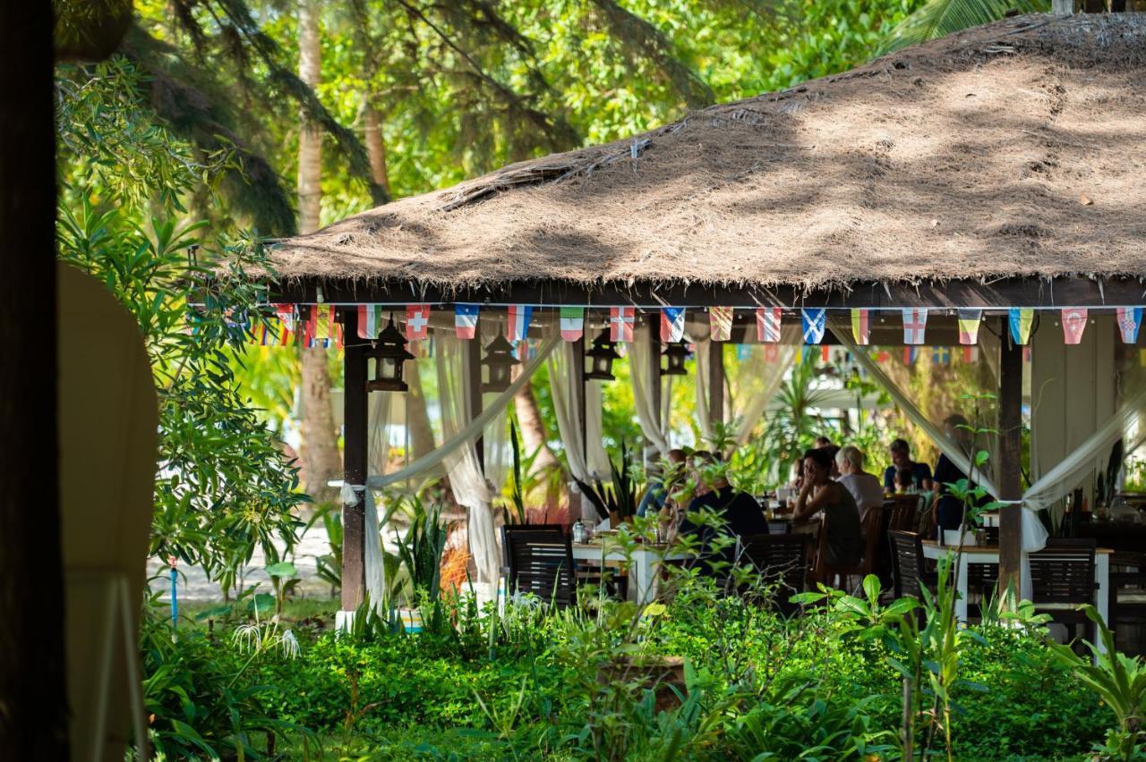Pawapi Beach Resort Ko Mook Buitenkant foto